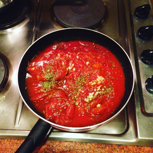 Pizza sauce from scratch