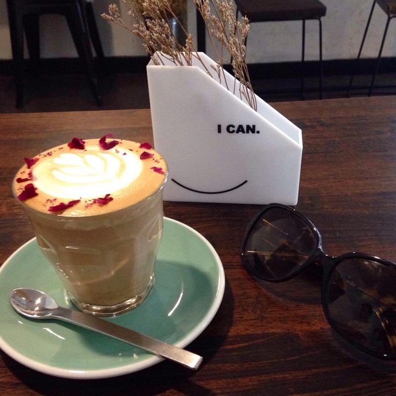 Yes, I can!  I love love this rose latte.