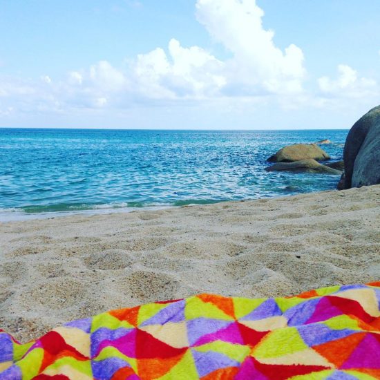 We finally have a chance to use our new softy beach blanket. 🌴😘😍