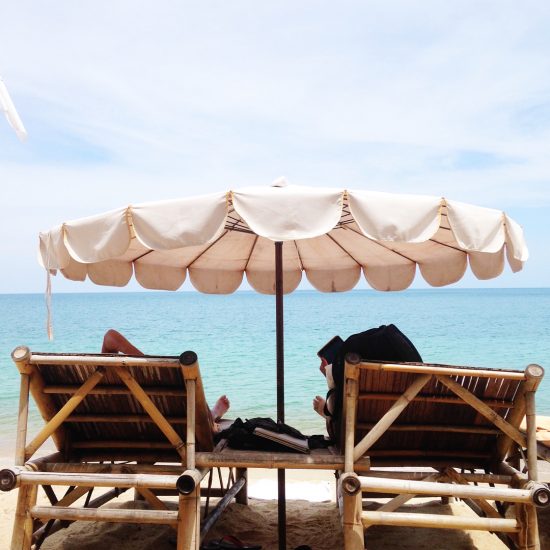 We came to hang out at "No Stress" the restaurant by beach 🌊. It's our usual french restaurant. We like it here because when we are here, we have no stress like the name of the restaurant.