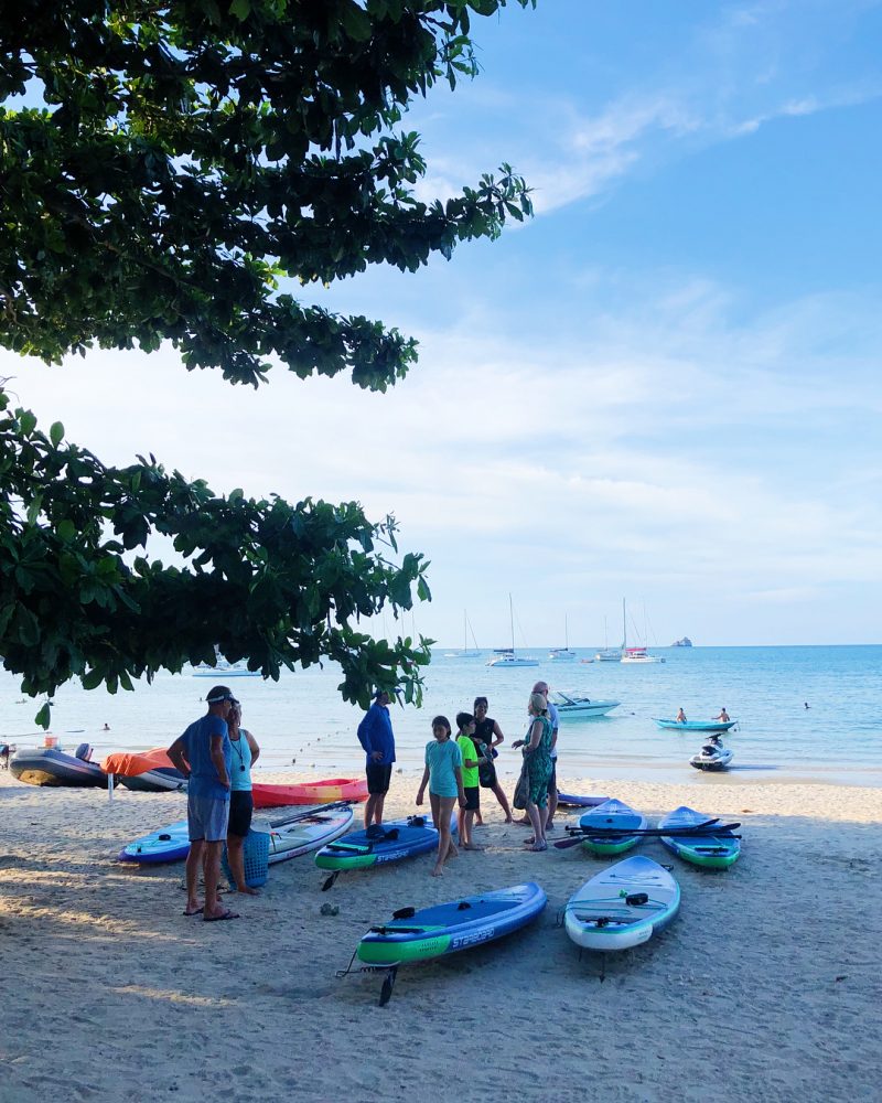 Sunday evening social SUP with @isupsamui @armyxxl @theycallme.nat