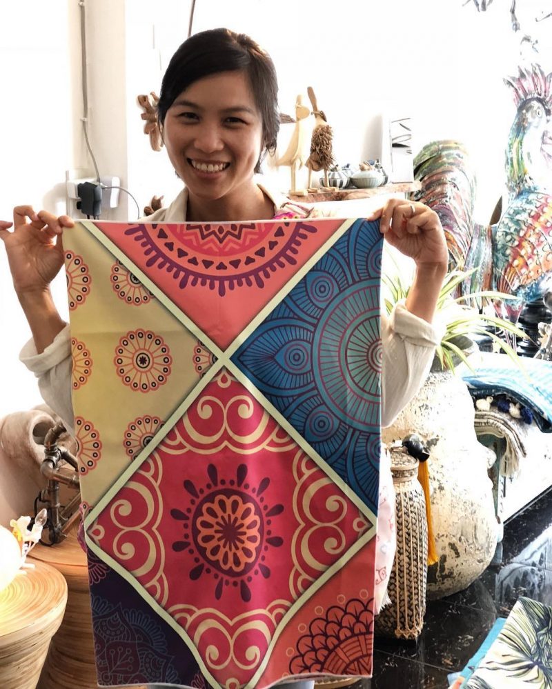 I just bought this beautiful yoga towel from my friends’ shop @moon_interiors_thailand. I love the pattern. Can’t wait to use it. I highly recommend this shop. They have nice style home deco, yoga stuff, gifts and more.