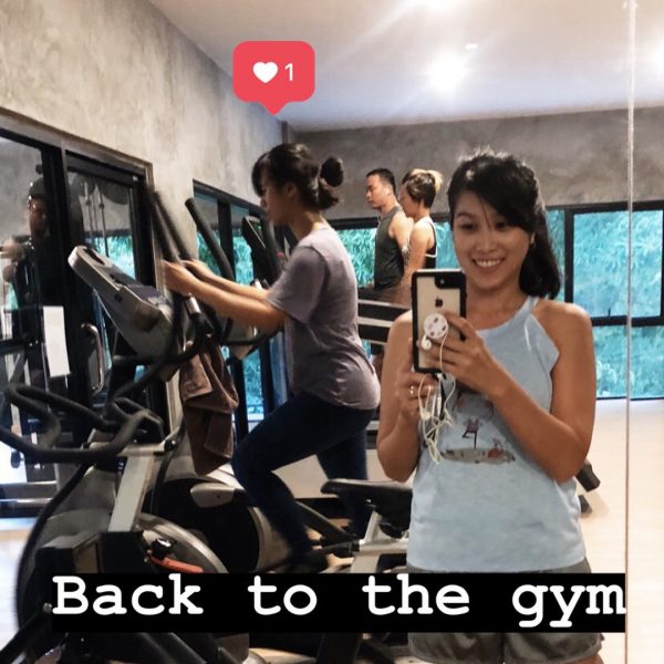 After work, I went to the gym with my friend. It’s like the first of time of this year that I work out at the gym. Haha last year I was bored to use a machine. I didn’t go to the gym last year at all.  Today i went this gym cos they have a proper swimming pool. Haha now I do yoga, SUP, go swimming & working out at the gym and salsa dance. I wanna keep all routines. 😂😍 like Monday yoga , Tuesday swimming & gym, Wednesday rest, Thursday yoga, Friday swimming&gym, Saturday yoga , Sunday salsa dance or SUP. Hehe 😜