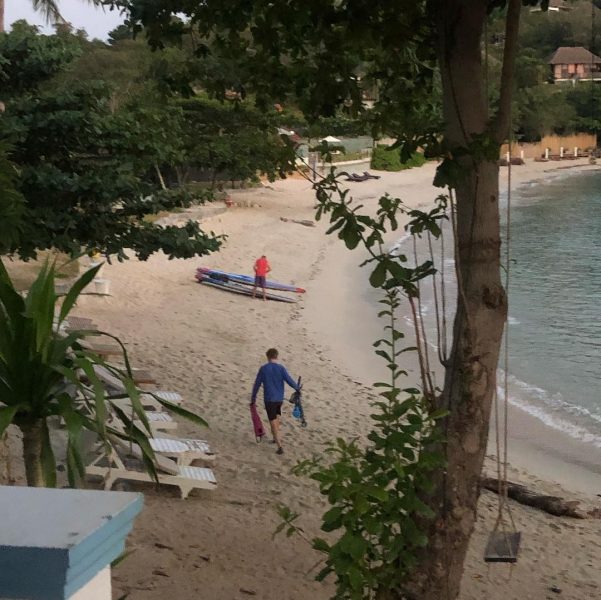 Good morning! 🌞 Markus and Ian are going to be paddling from Koh Samui to Koh Phangan this morning. Good luck and paddle safely. 😆😆😆😆 March 29, 2019 😆🏝🏖🌊