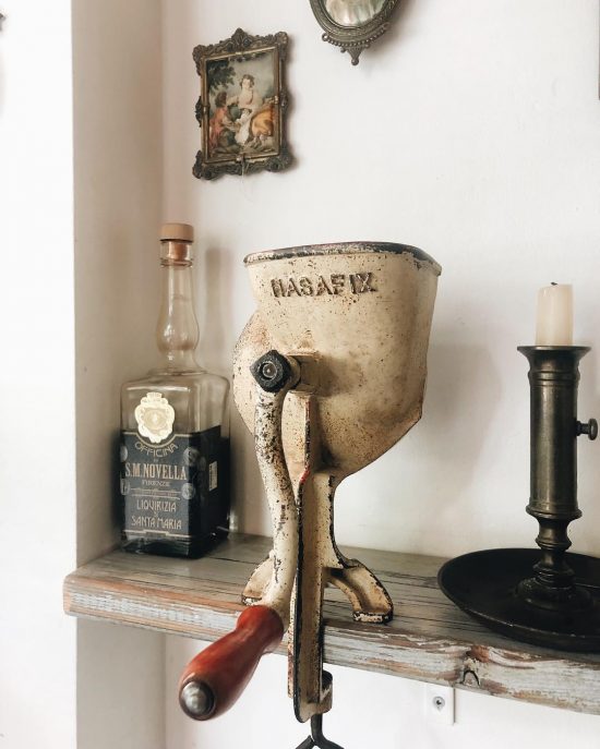 Coffee | love & people...vintage coffee grinder.